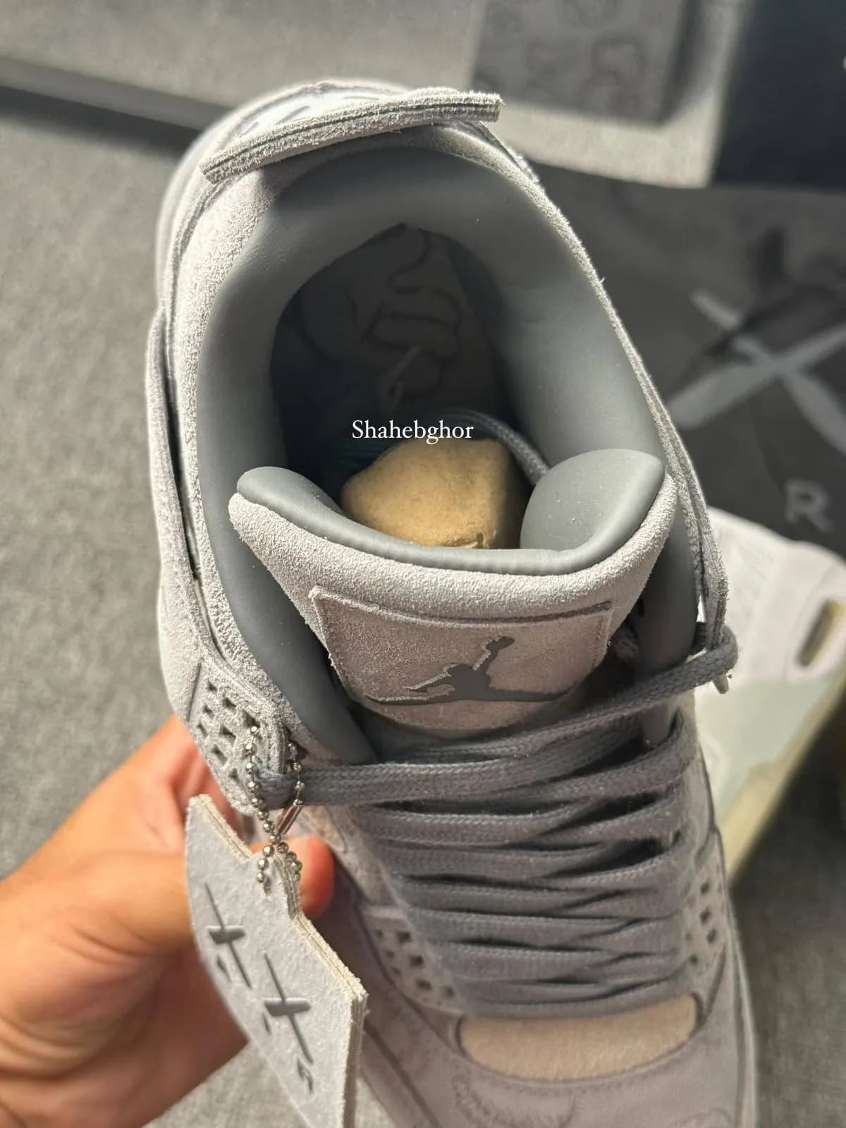 Nike Air Jordan 4 Retro Kaws 4